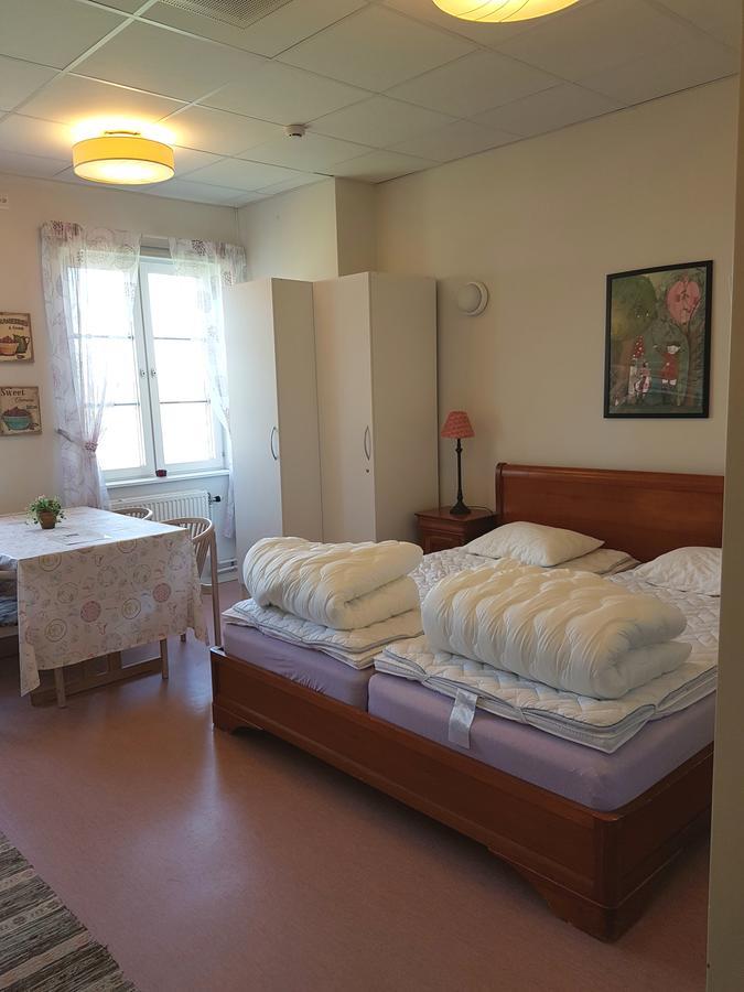 Gothem Logi Guest House Bagian luar foto